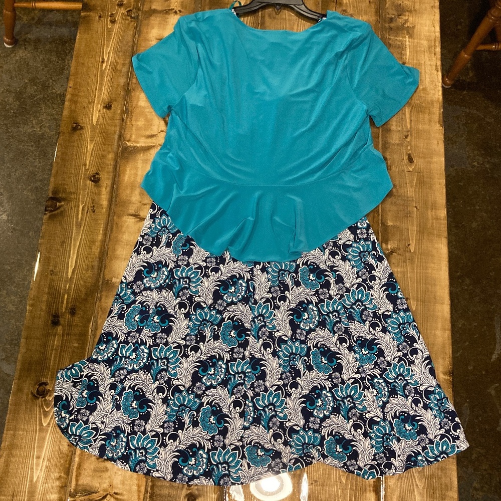 NWOT Perceptions New York Blue Floral Dress with Blue Top Size XL - Picture 2 of 2